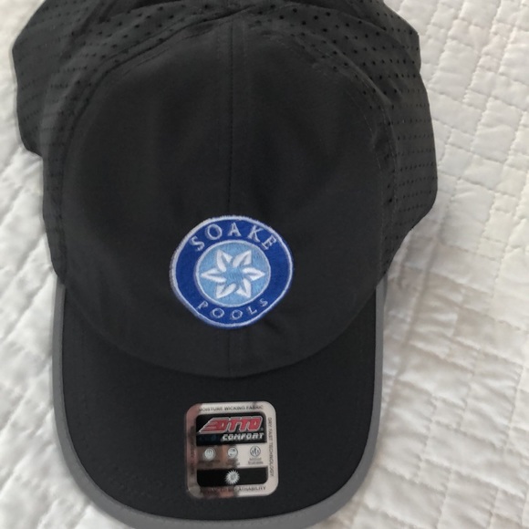 BNWOT Set of 4 Gray OTTO baseball-style caps for poolside, work, golf, etc! - Picture 3 of 9